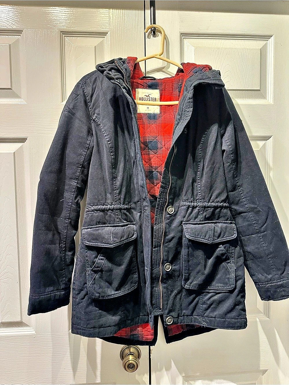 Hollister Plaid Lined Utility Jacket in Black & Red Size Medium